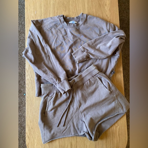 Sweatshirt Set - Picture 5 of 7